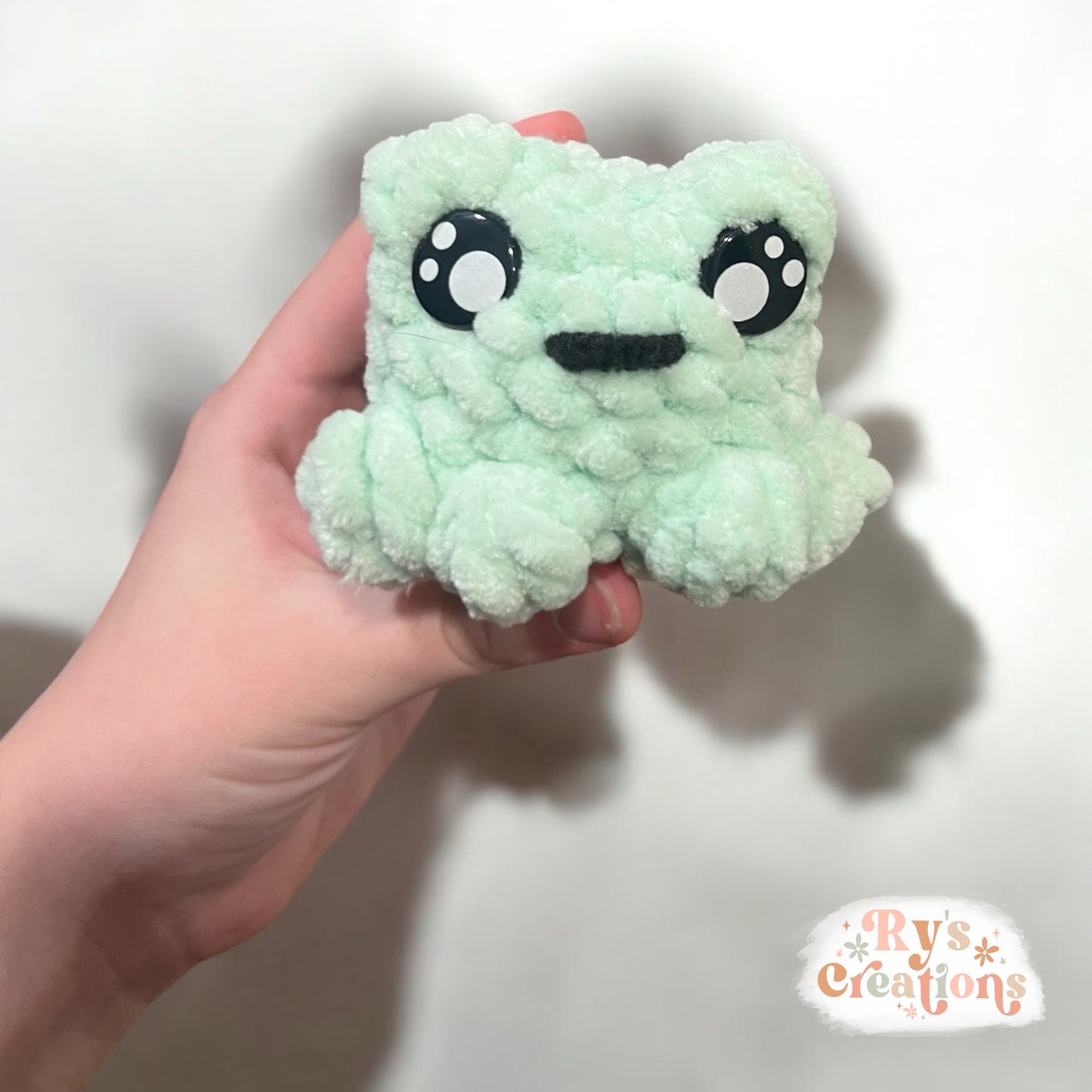 Small Frog Plushie